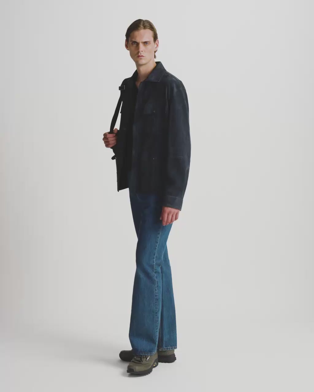 Product Video BALLY_VID_MLE05B_SU034_U590_01