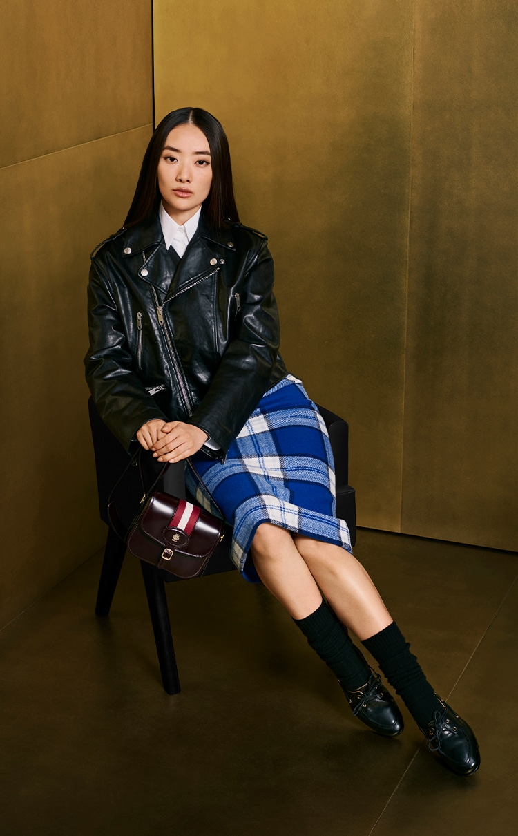 バリー公式オンラインストア：ラグジュアリーシューズ、バッグ