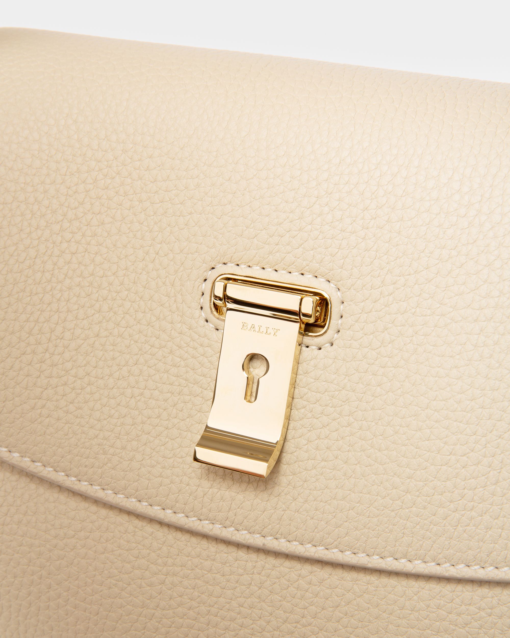 Layka ライトベージュ レザー トップハンドルバッグ - 女性 - Bally - 04