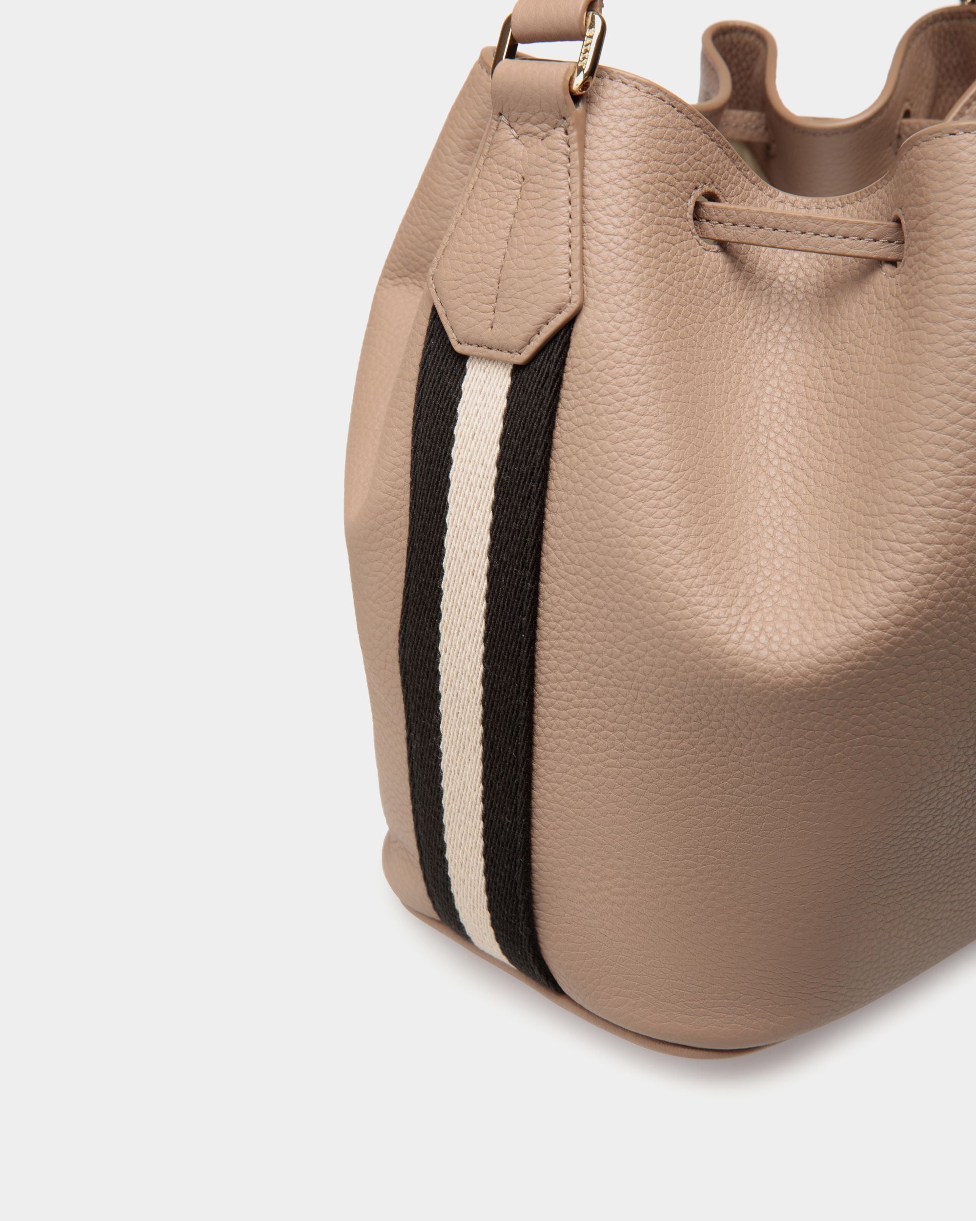 Drawstring In Beige Bovine - 女性 - Bally - 05