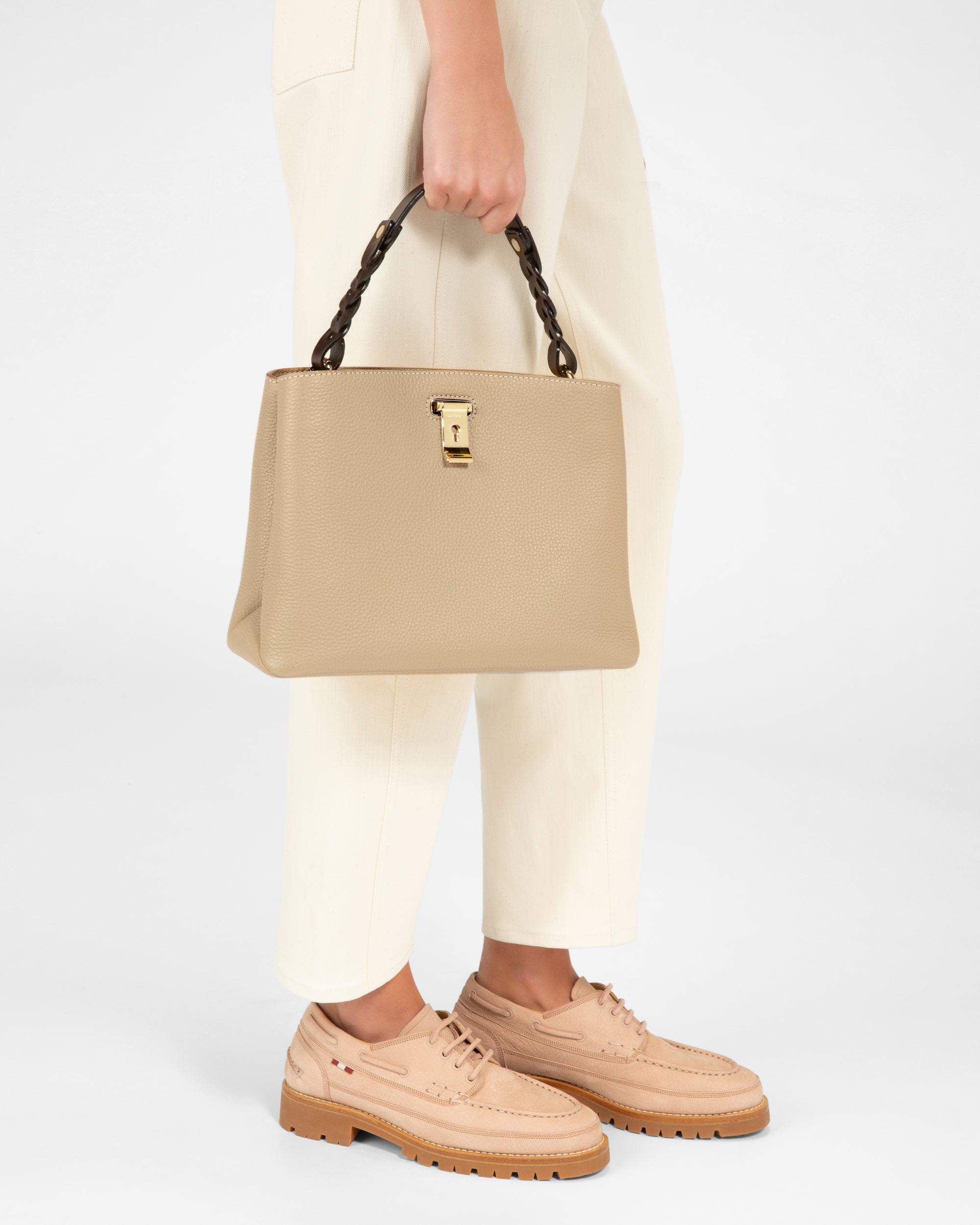 Lucyle ライトベージュ レザー ショルダーバッグ - 女性 - Bally - 02