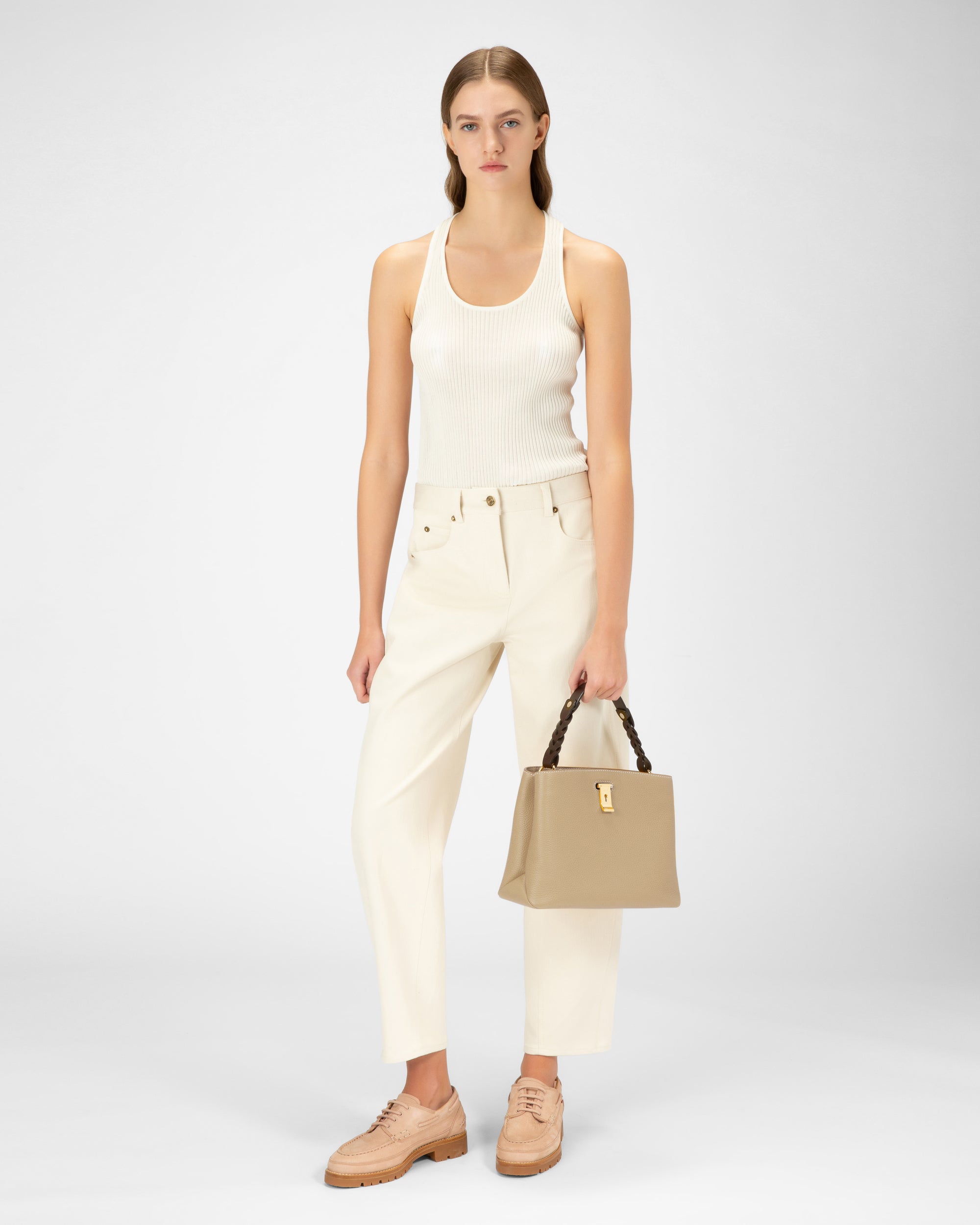 Lucyle ライトベージュ レザー ショルダーバッグ - 女性 - Bally - 06