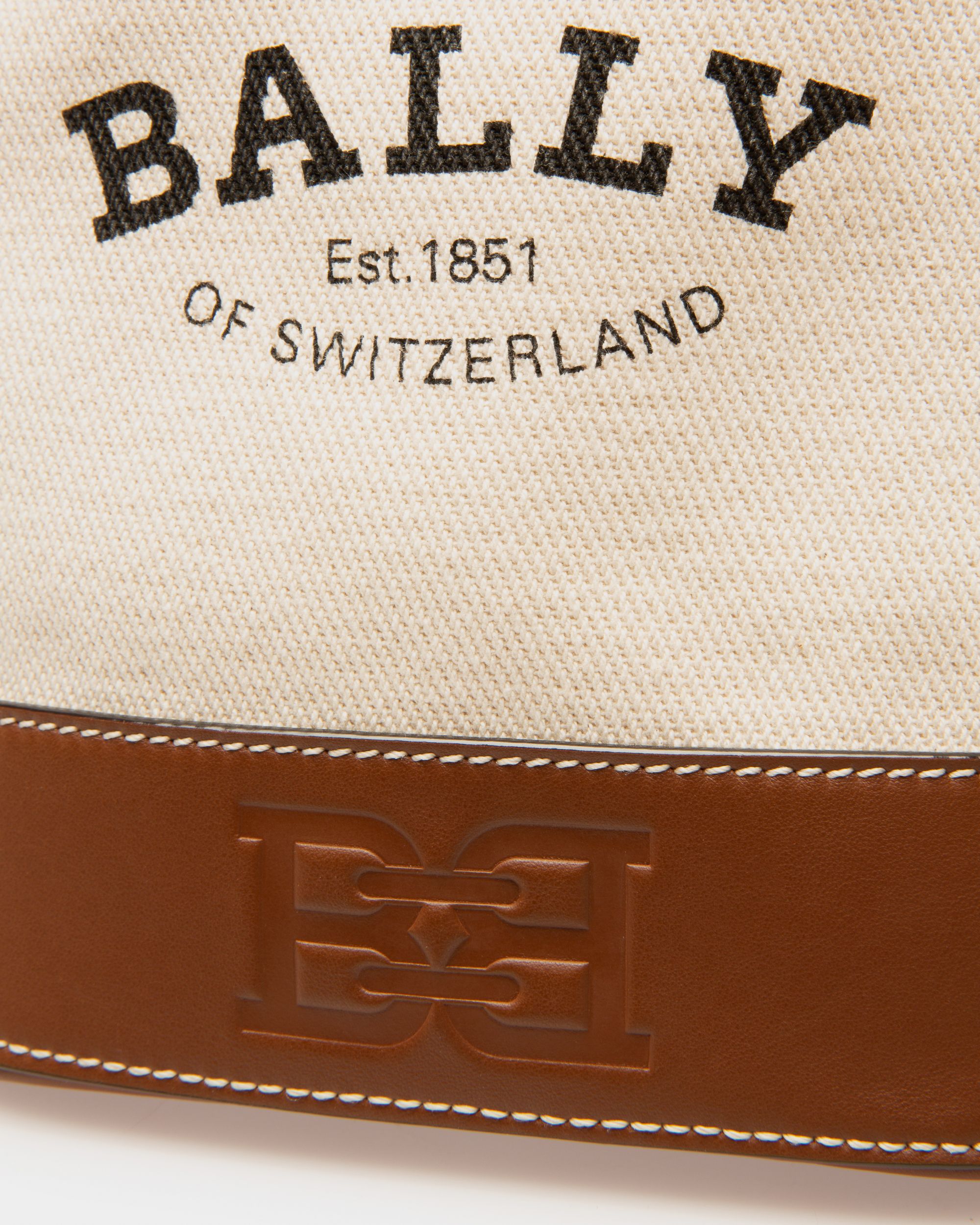 Cleoh ナチュラル ファブリック バケットバッグ - 女性 - Bally - 04
