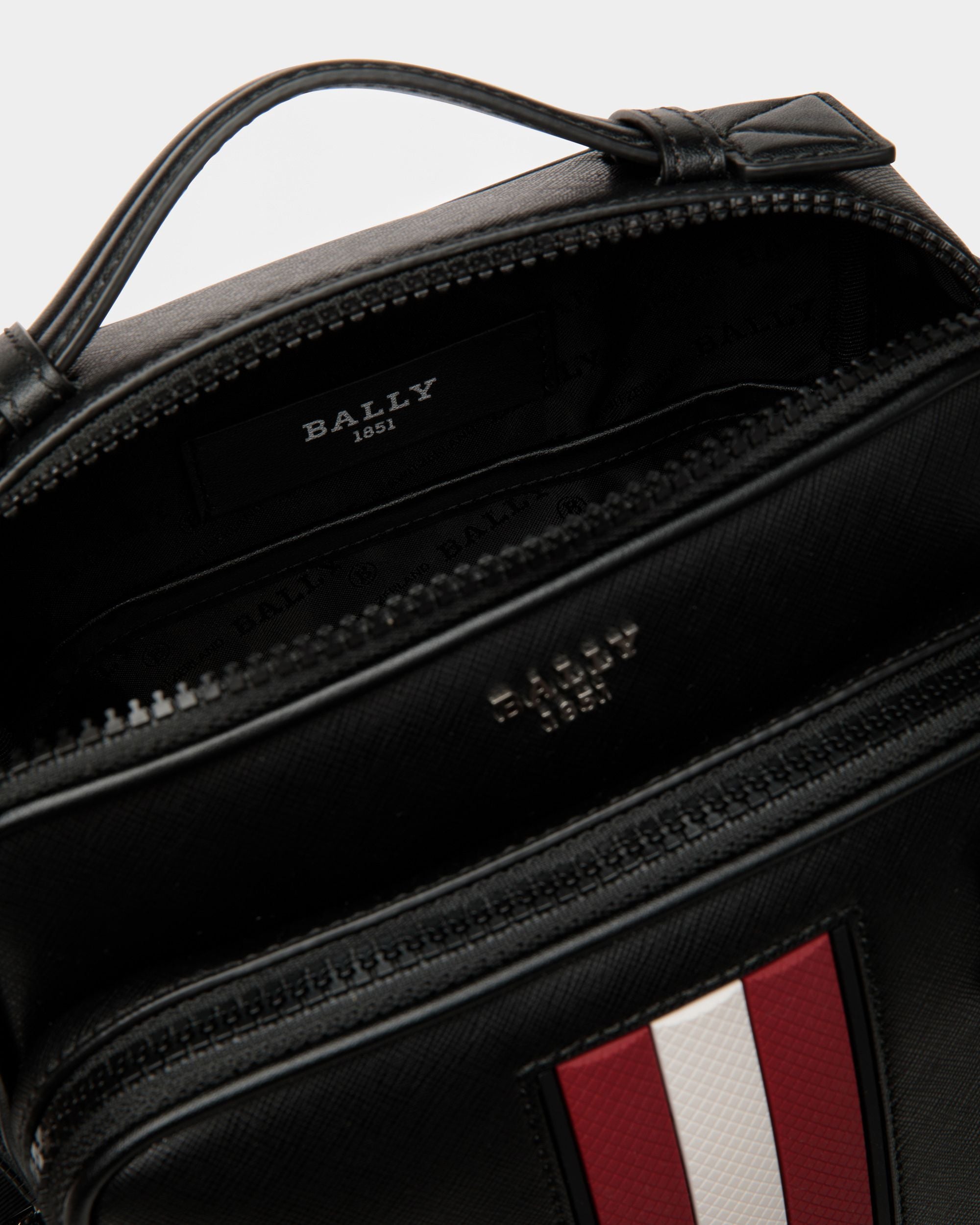Mackao ブラック リサイクルレザー クロスボディバッグ - 男性 - Bally - 05