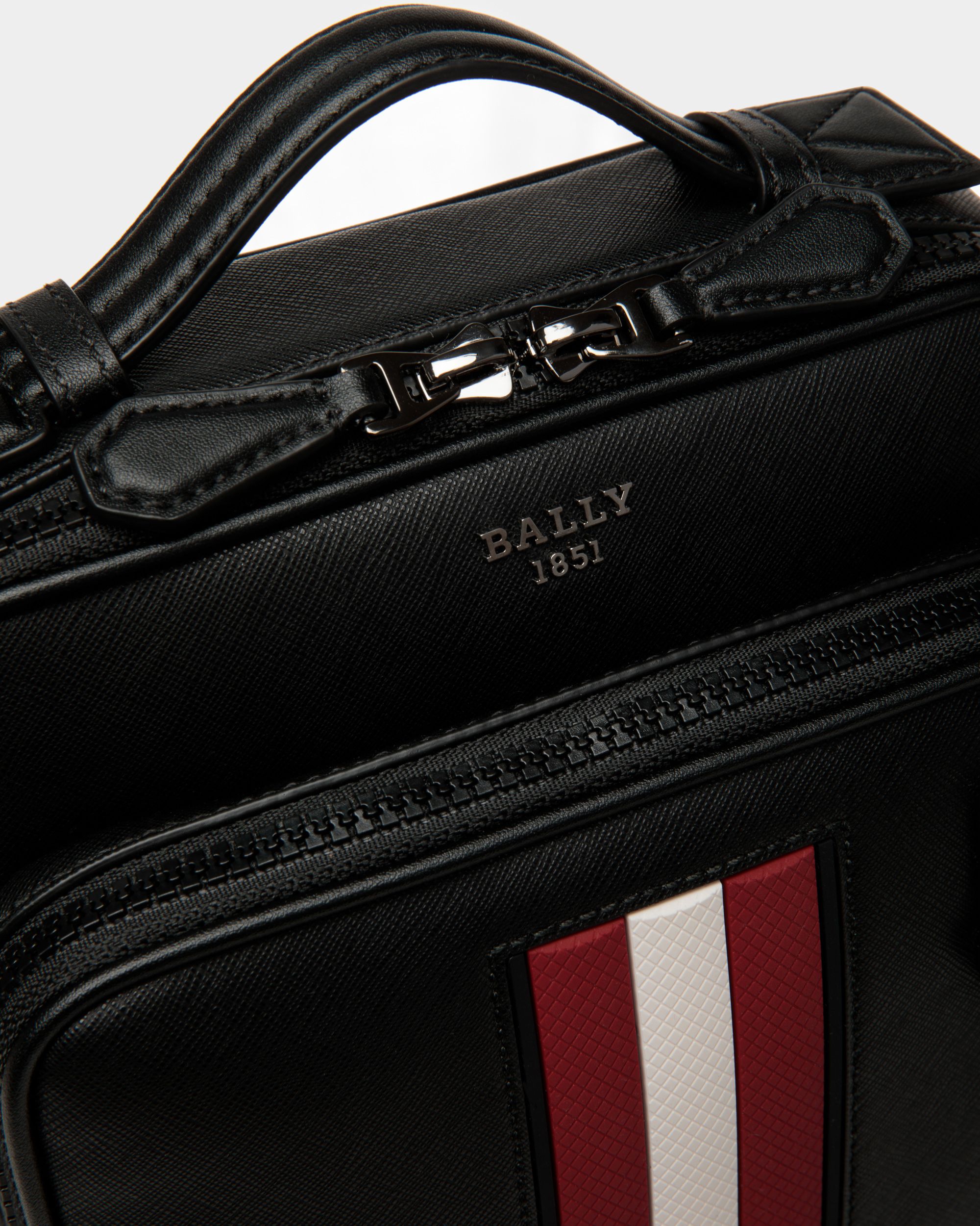 Mackao ブラック リサイクルレザー クロスボディバッグ - 男性 - Bally - 06