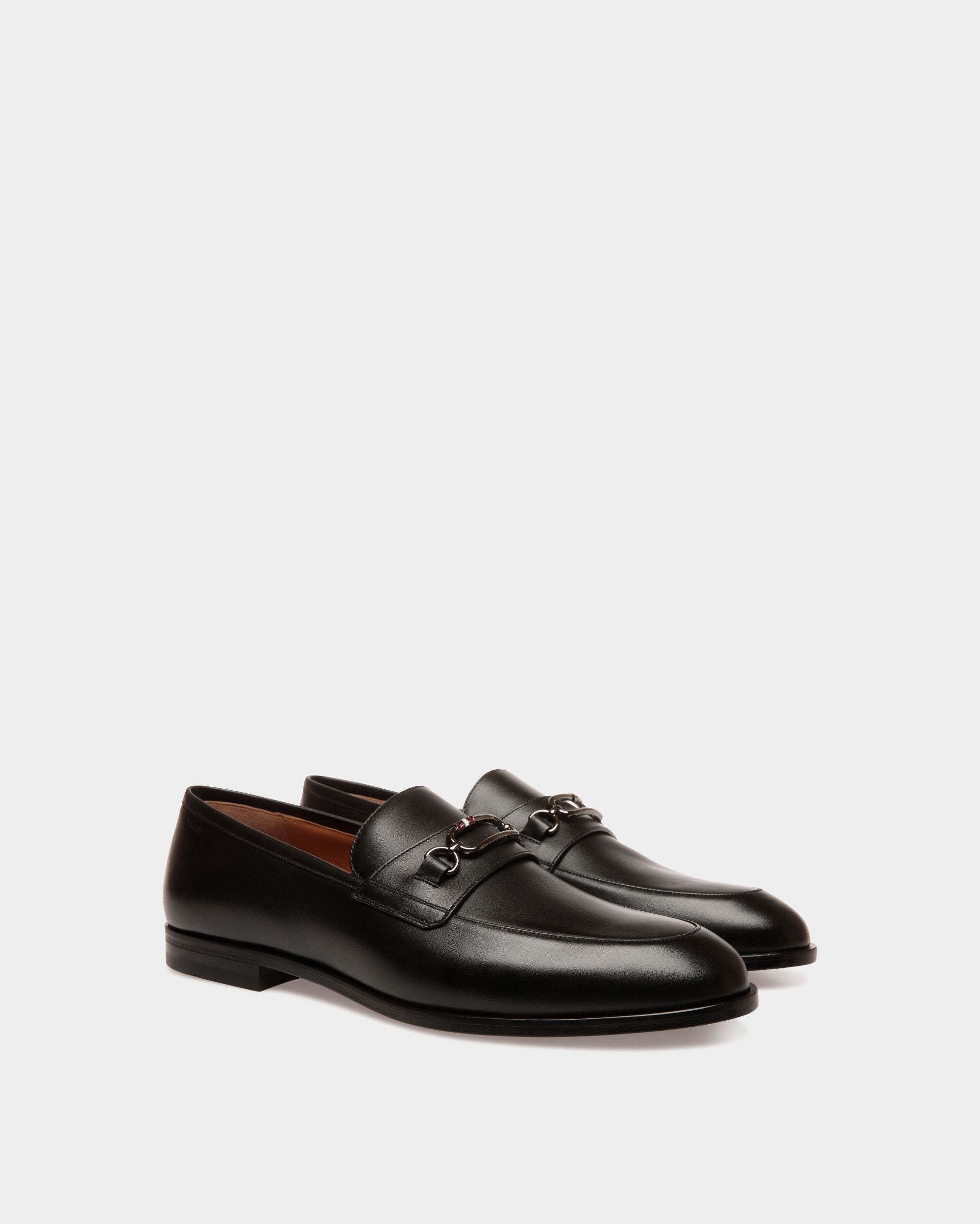Loafer In Black  Leather - 男性 - Bally - 02