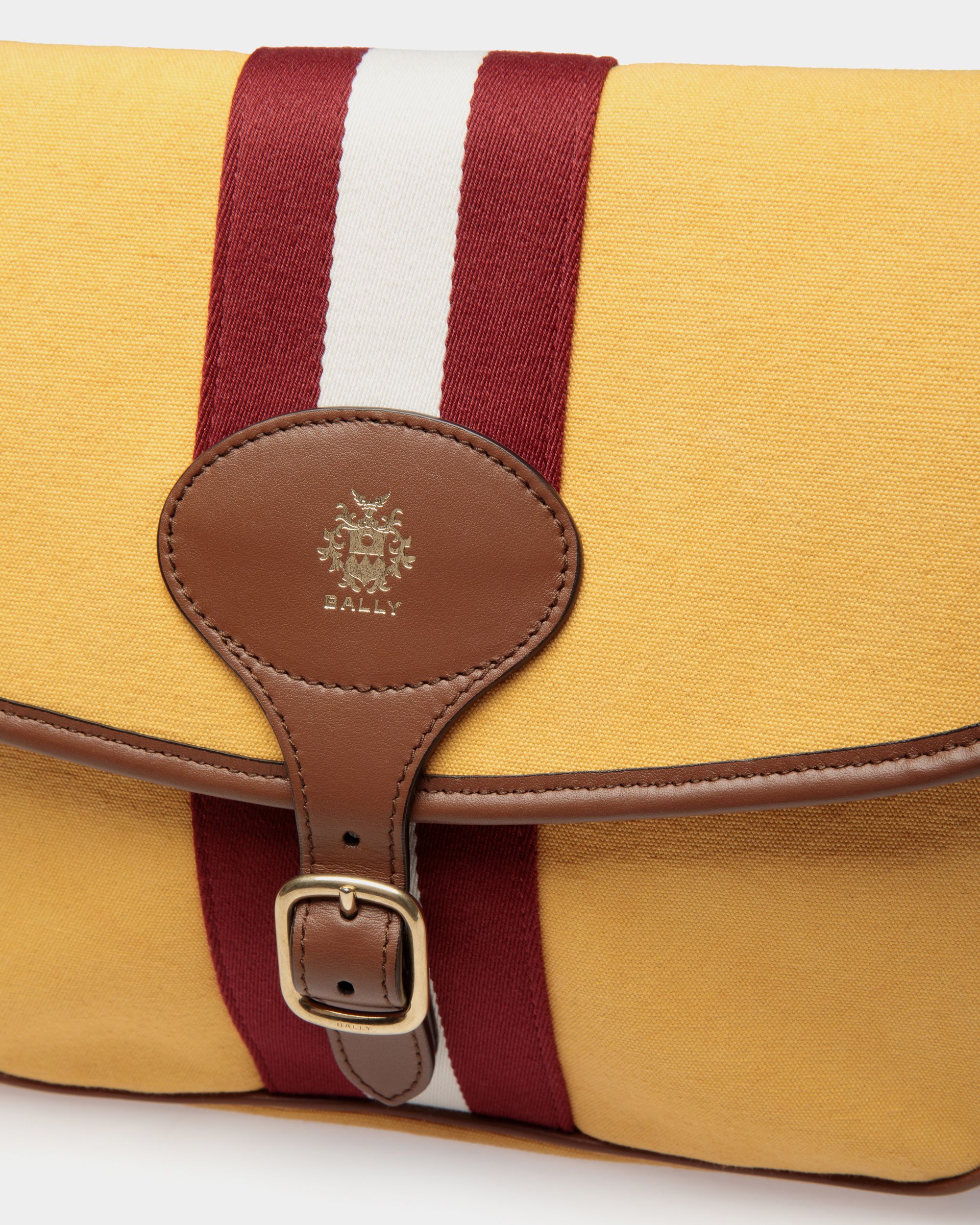 Beckett Shoulder Bag In Brown Fabric - 男性 - Bally - 05
