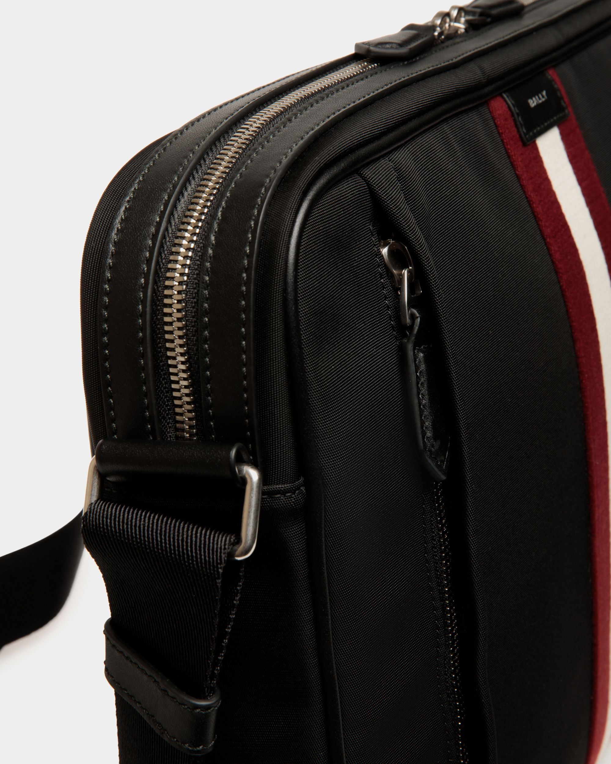 Code メッセンジャーバッグ ブラック ナイロン - 男性 - Bally - 05