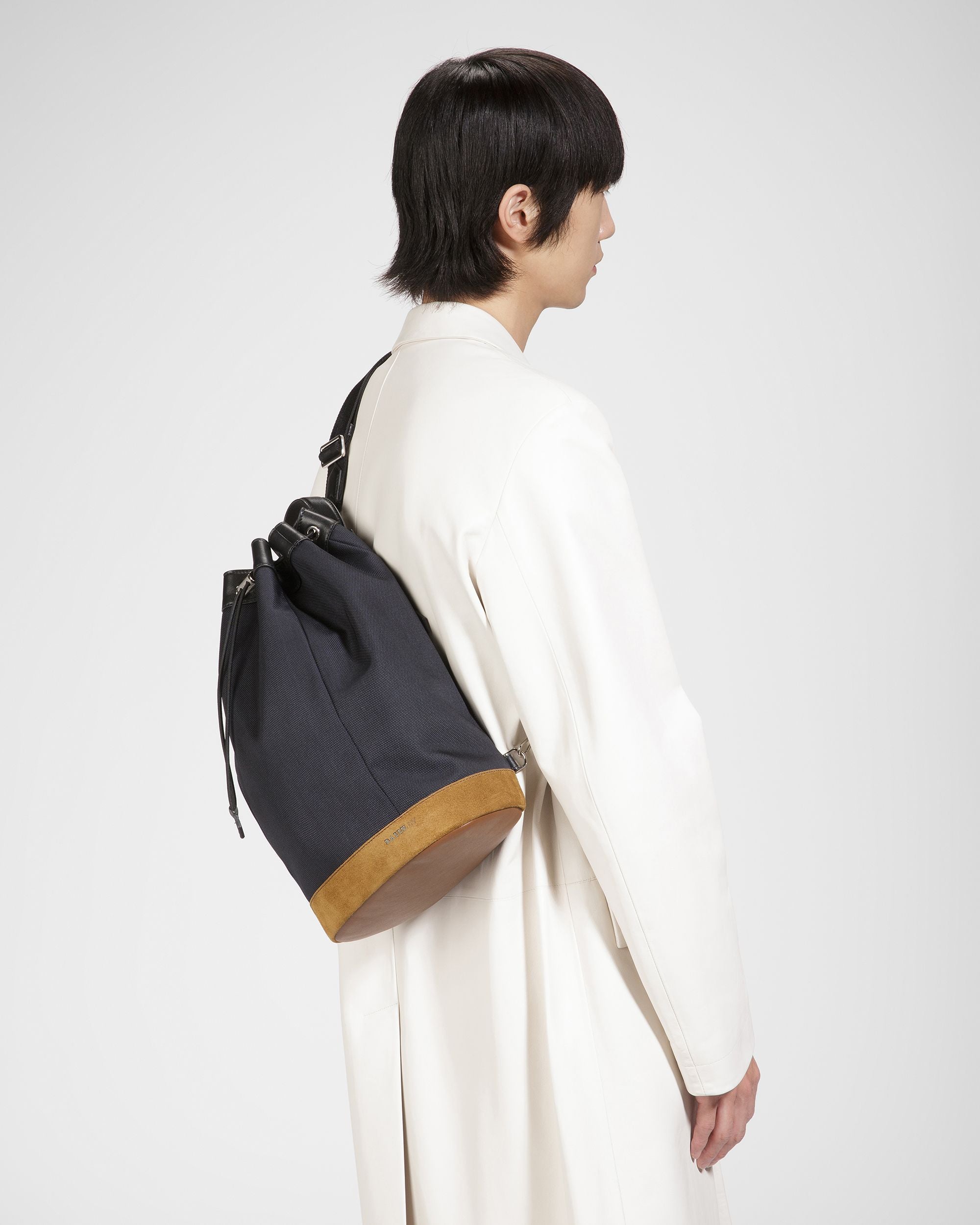 Cazes ミッドナイト レザー＆ナイロン スリングバッグ - 男性 - Bally - 07