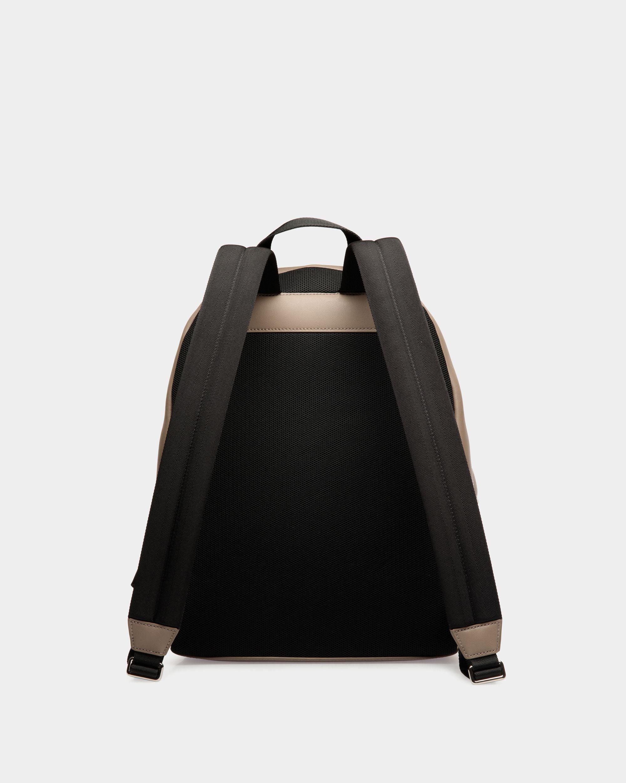 Backpack In Brown  Leather - 男性 - Bally - 02
