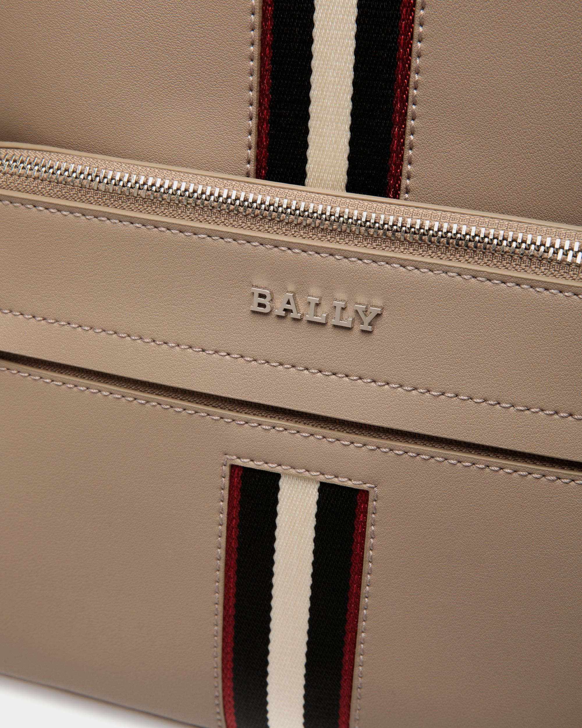 Backpack In Brown  Leather - 男性 - Bally - 05
