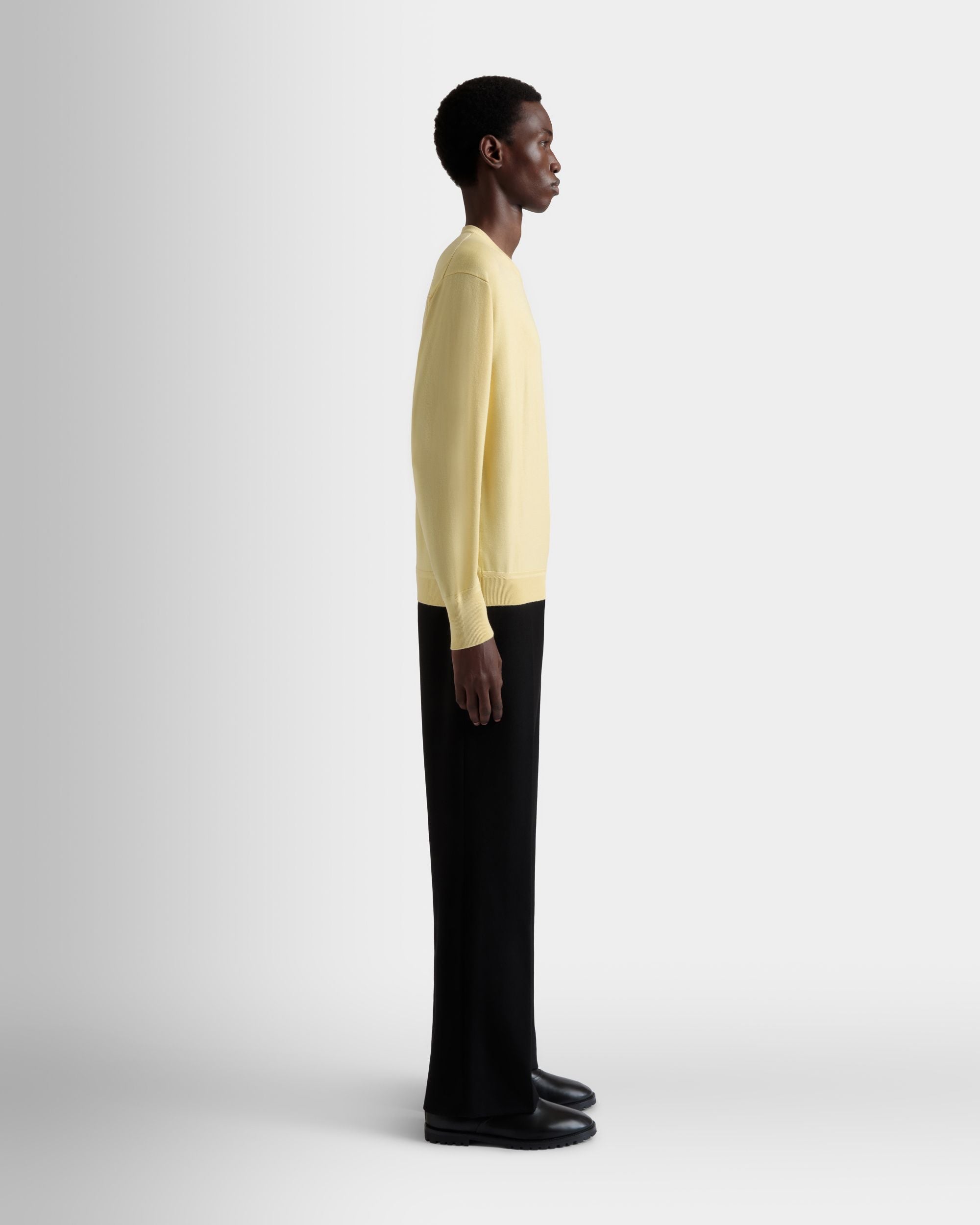 クルーネック セーター ダスティイエロー ウール＆カシミアブレンド - 男性 - Bally - 05