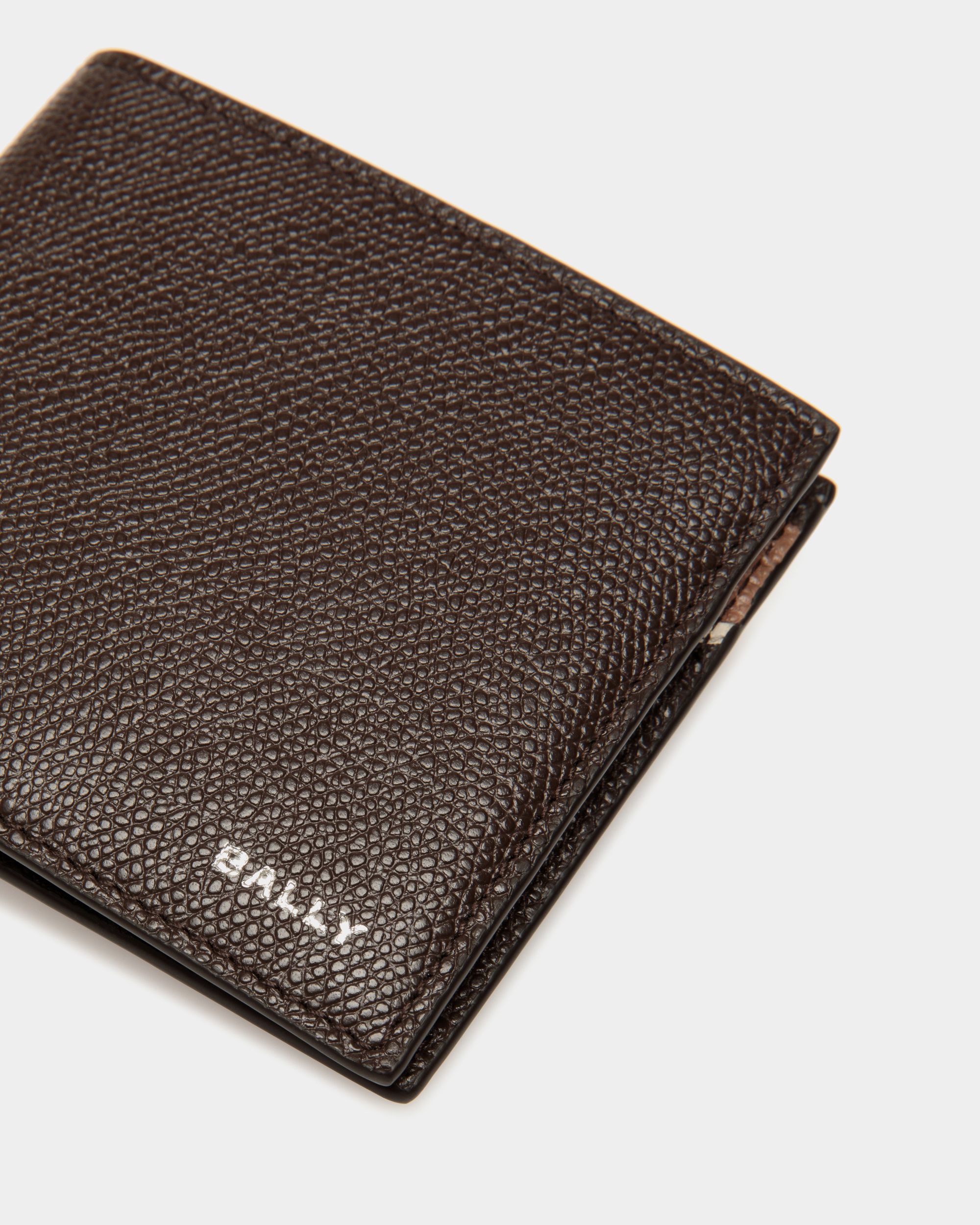 Flag 二つ折りウォレット エバノブラウン レザー - 男性 - Bally - 05