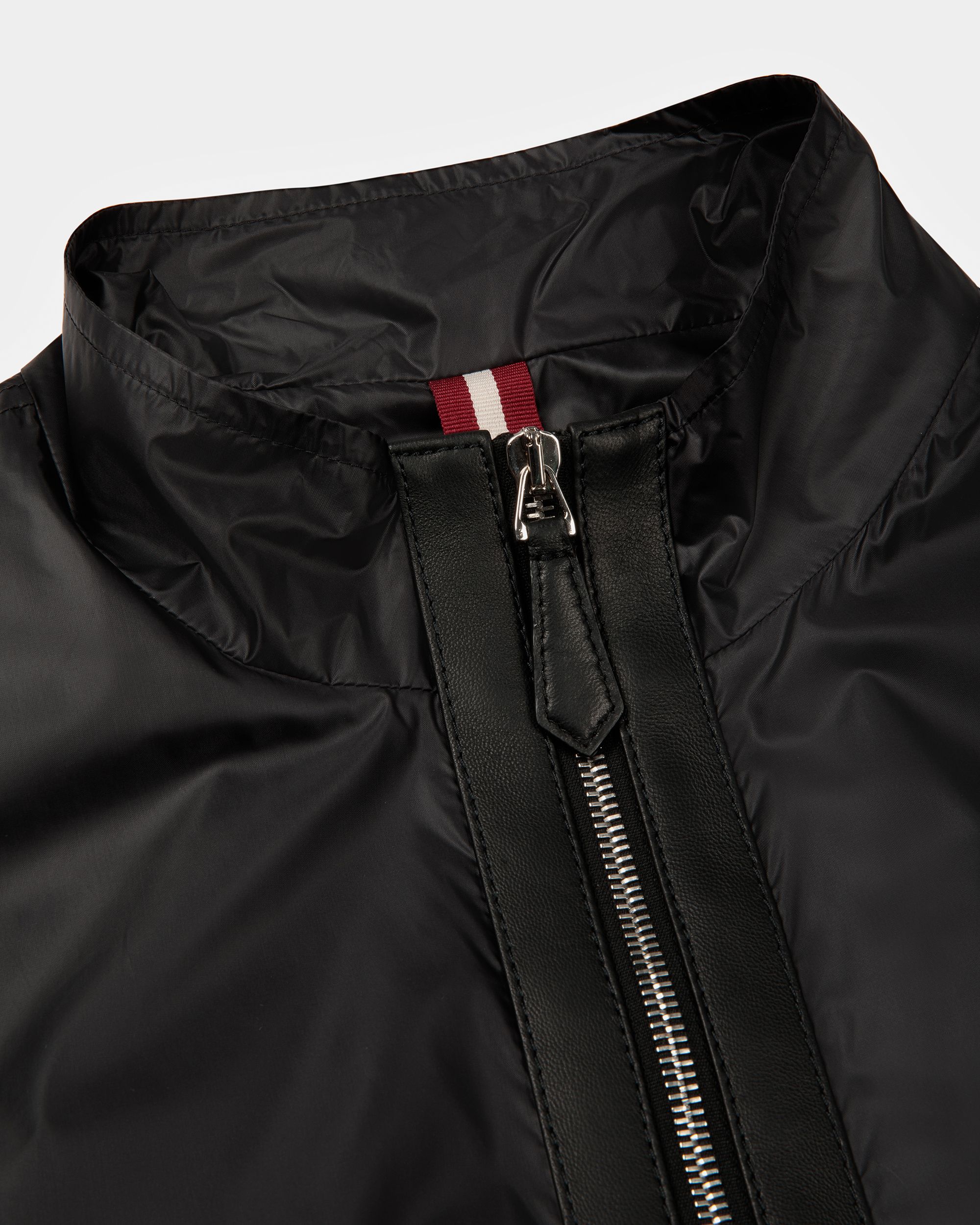 ボンバージャケット ブラック リサイクルナイロン ボンバージャケット - 男性 - Bally - 02