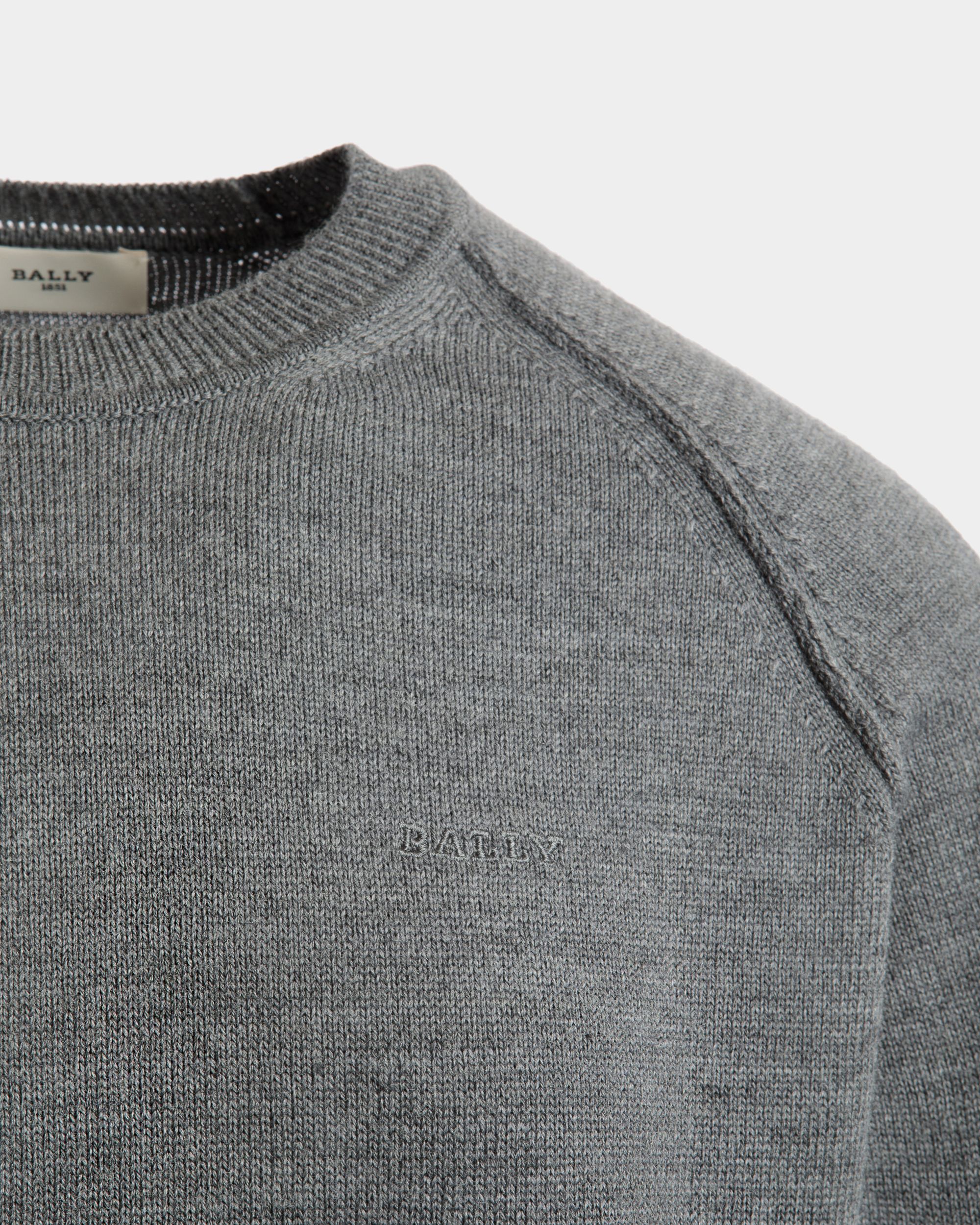 Sweater In Grey - 男性 - Bally - 02