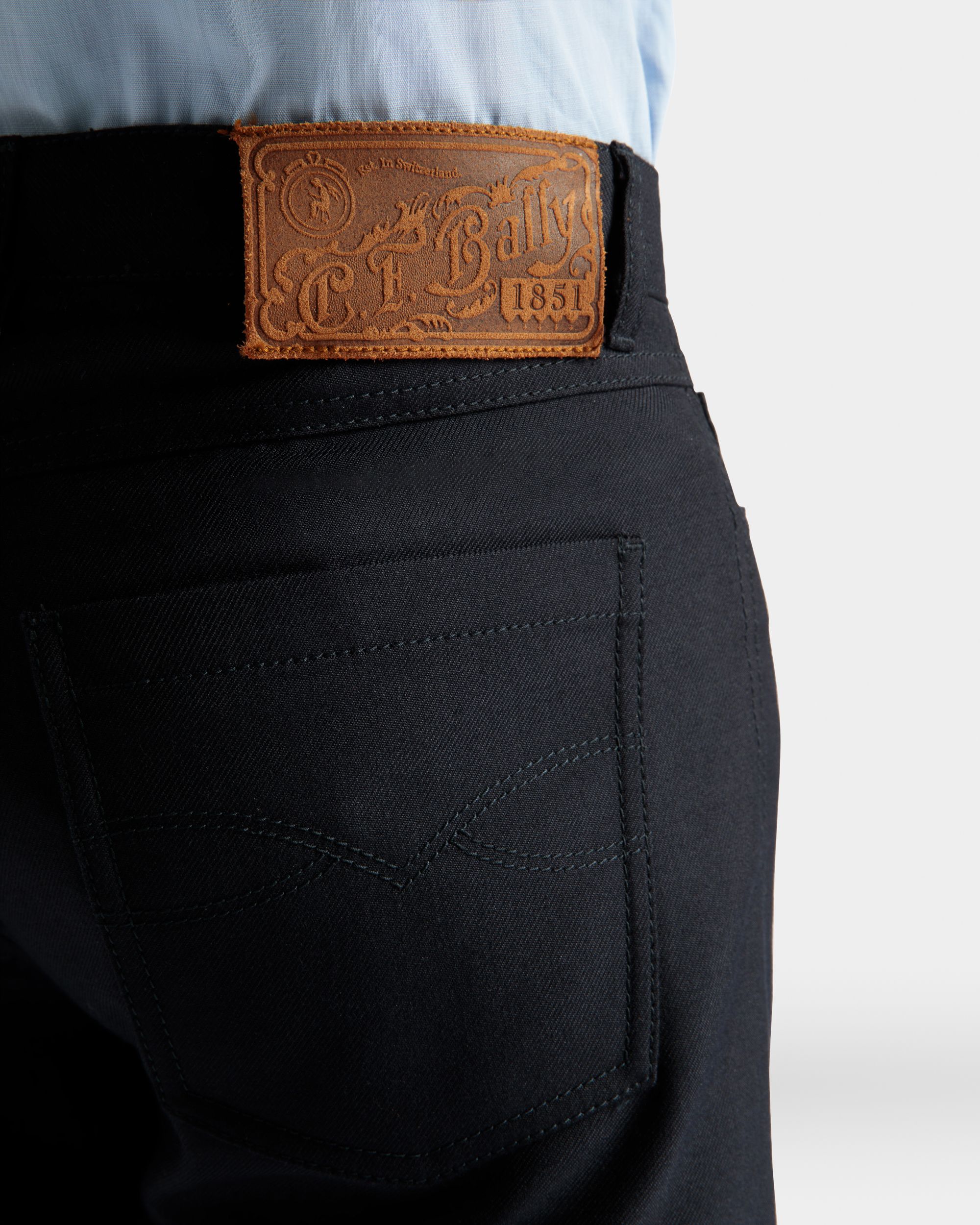 パンツ Navy Blue ウールブレンド - 男性 - Bally - 04