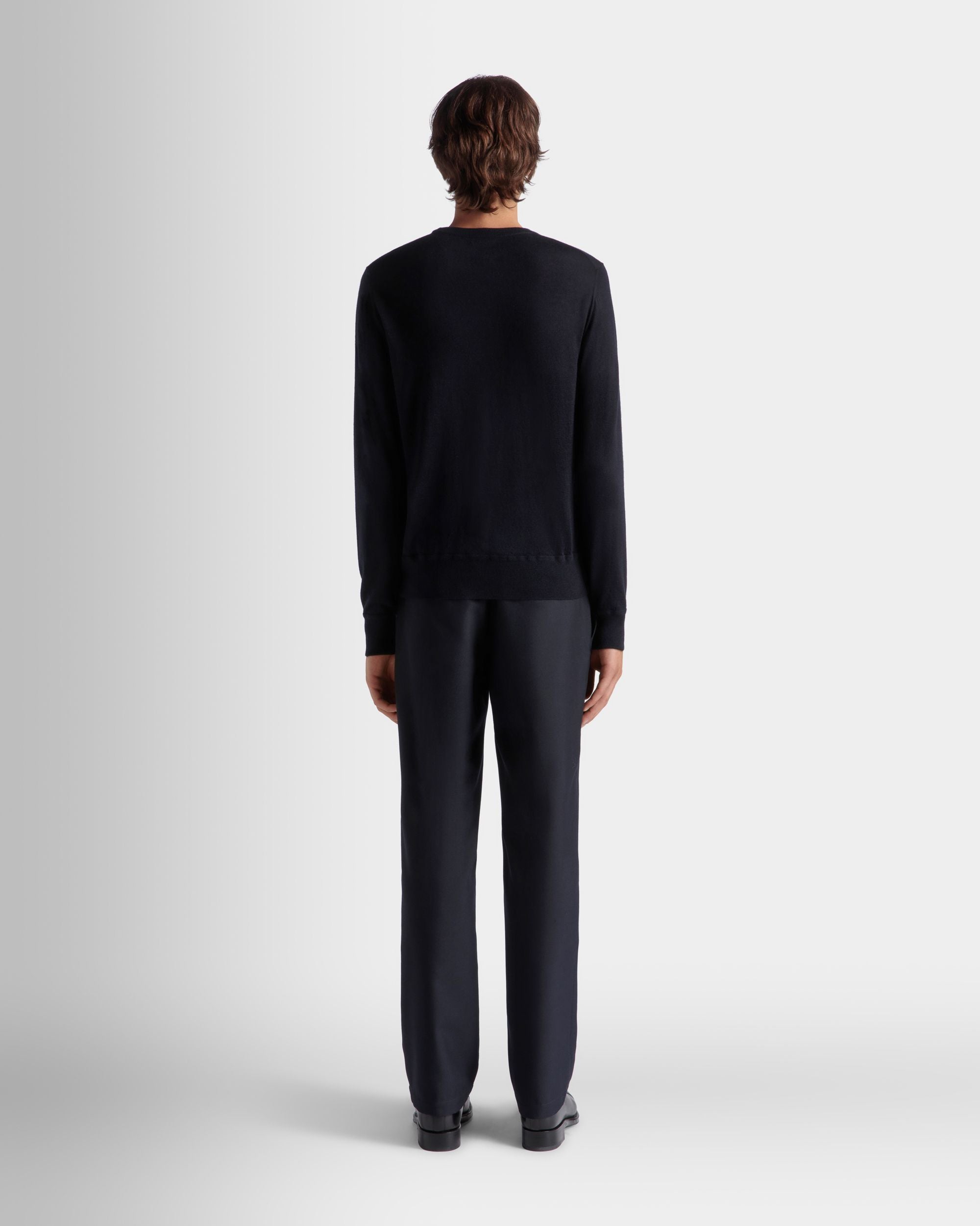 Adrien Brodyトラベルコレクション チノパンツ Navy Blue ウールブレンド - 男性 - Bally - 08