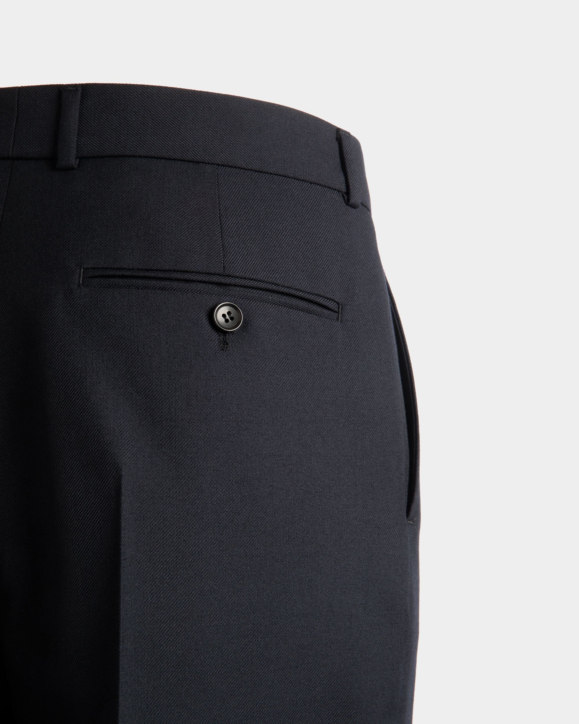 タック パンツ Navy Blue ウールブレンド - 男性 - Bally - 04