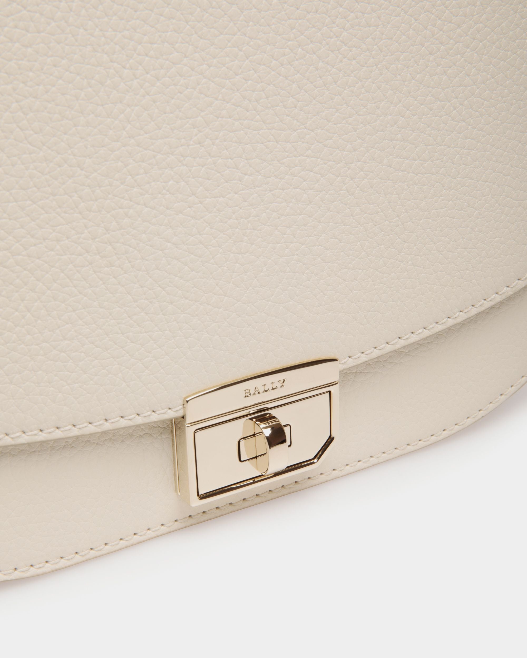 Cross Body In White  Leather - 女性 - Bally - 05