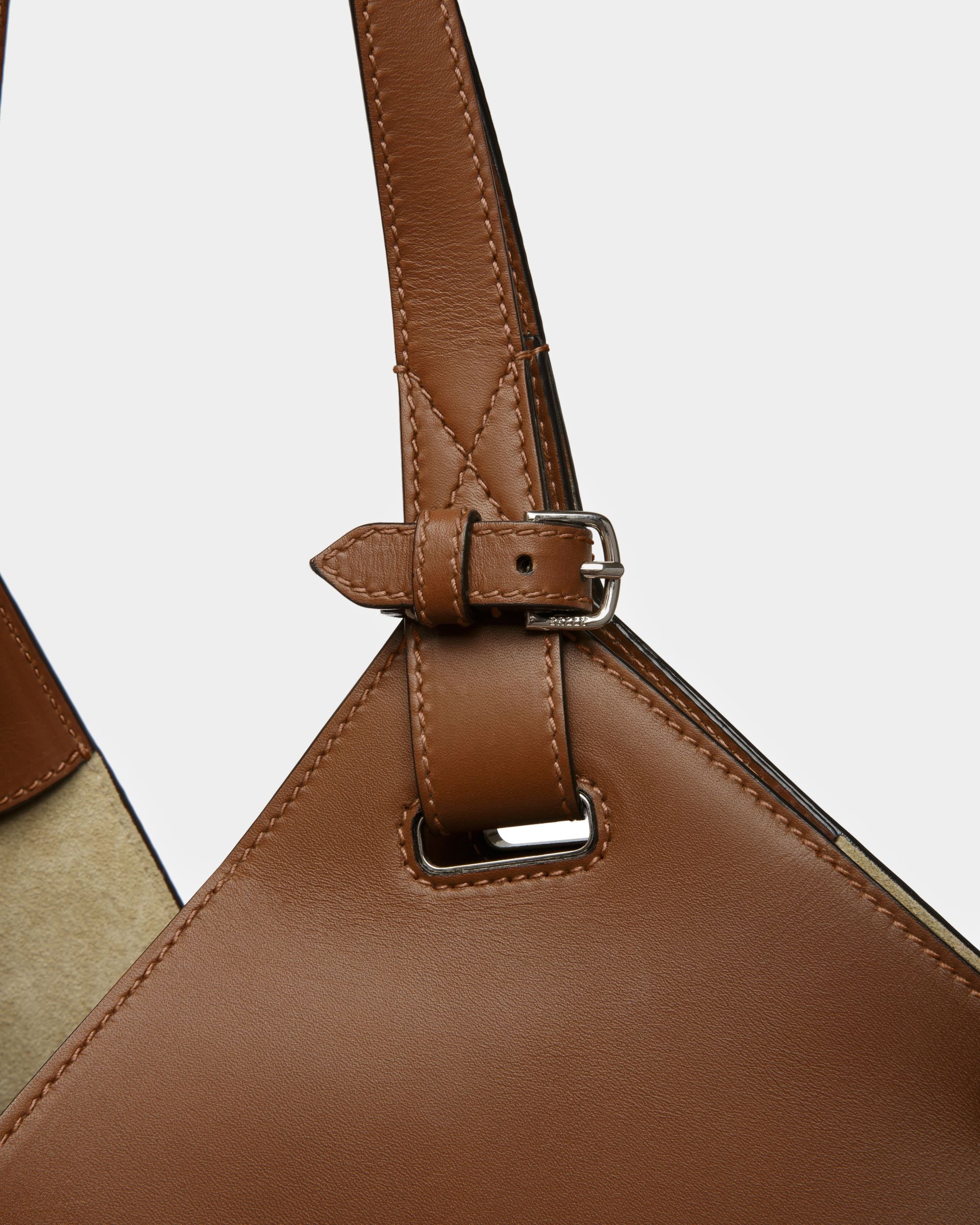 Ahria ブラウン レザー トートバッグ - 女性 - Bally - 08