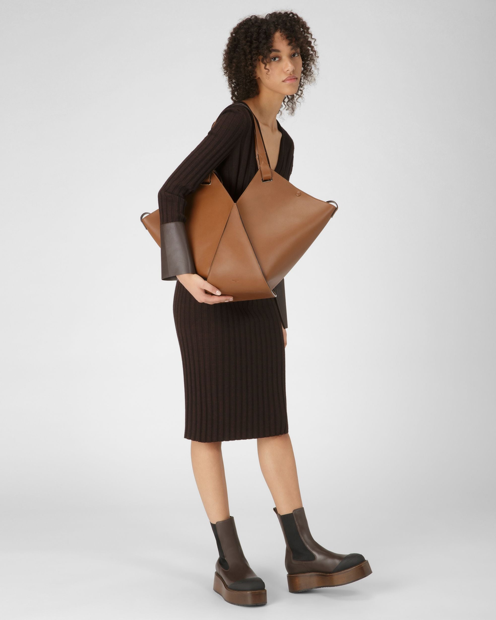 Ahria ブラウン レザー トートバッグ - 女性 - Bally - 09