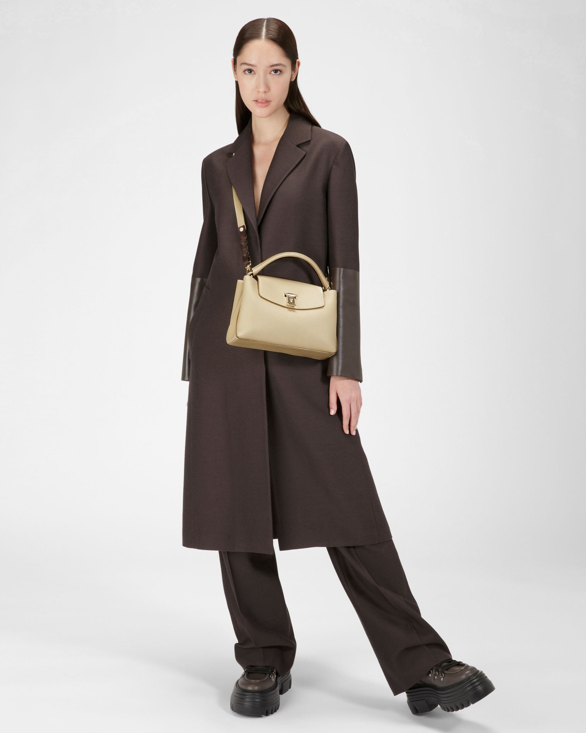 Layka ライトベージュ レザー トップハンドルバッグ - 女性 - Bally - 06