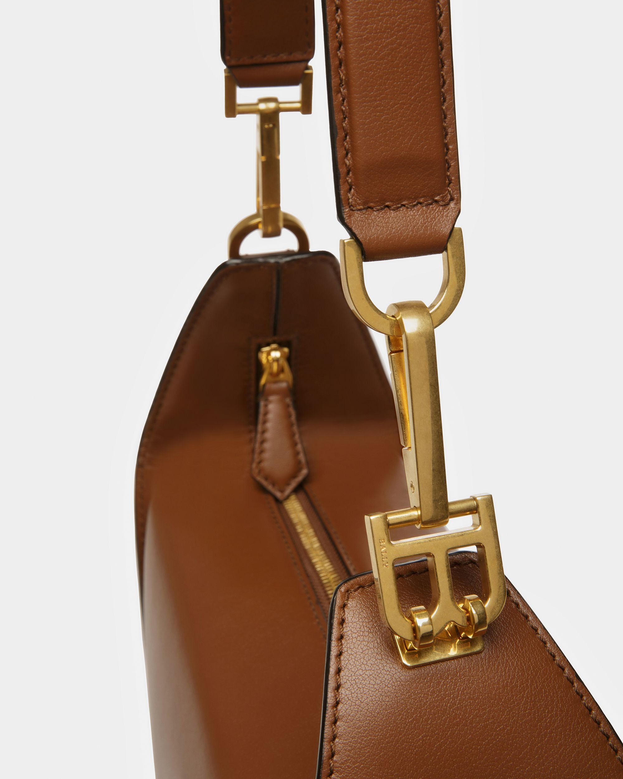 B-Hook ブラウン レザー ショルダーバッグ - 女性 - Bally - 05