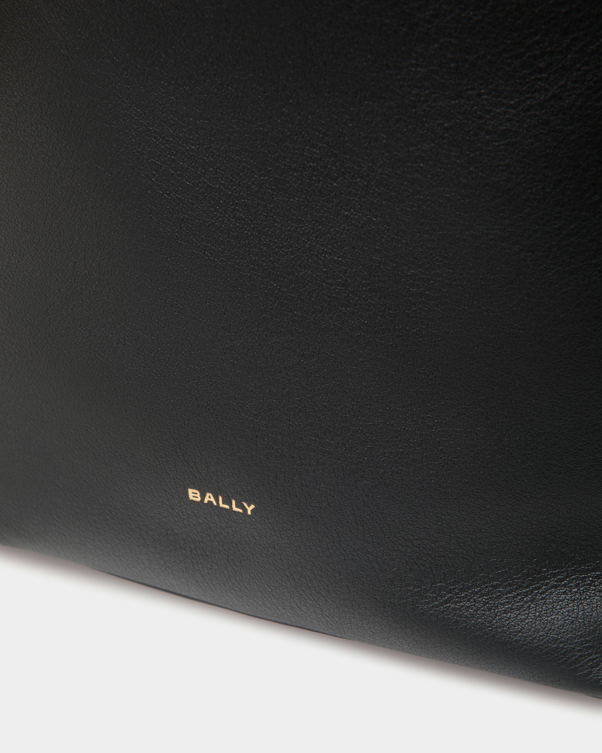 Code バケットバッグ ブラック レザー - 女性 - Bally - 05
