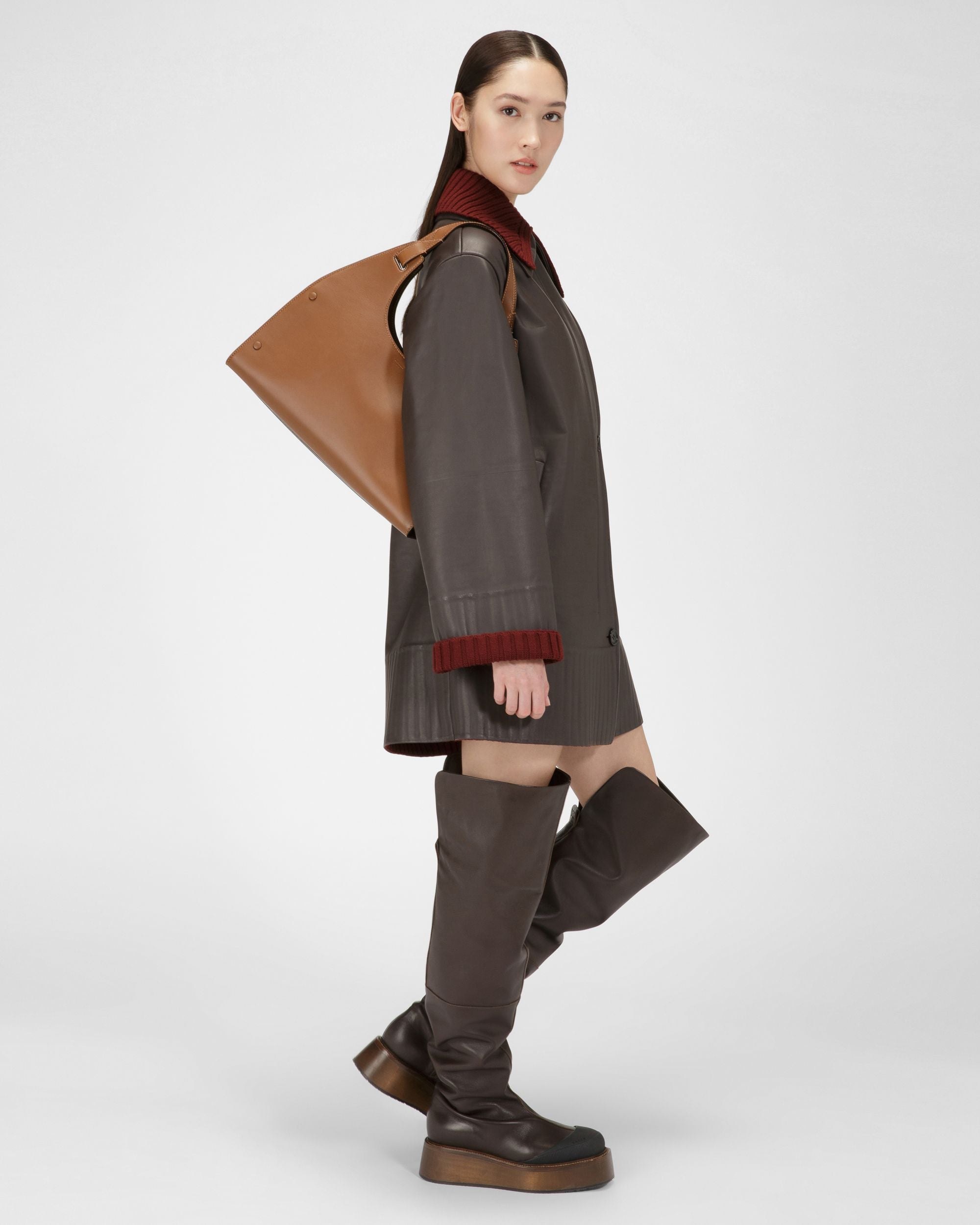Irenne エボニーブラウン レザー ロングブーツ - 女性 - Bally - 03