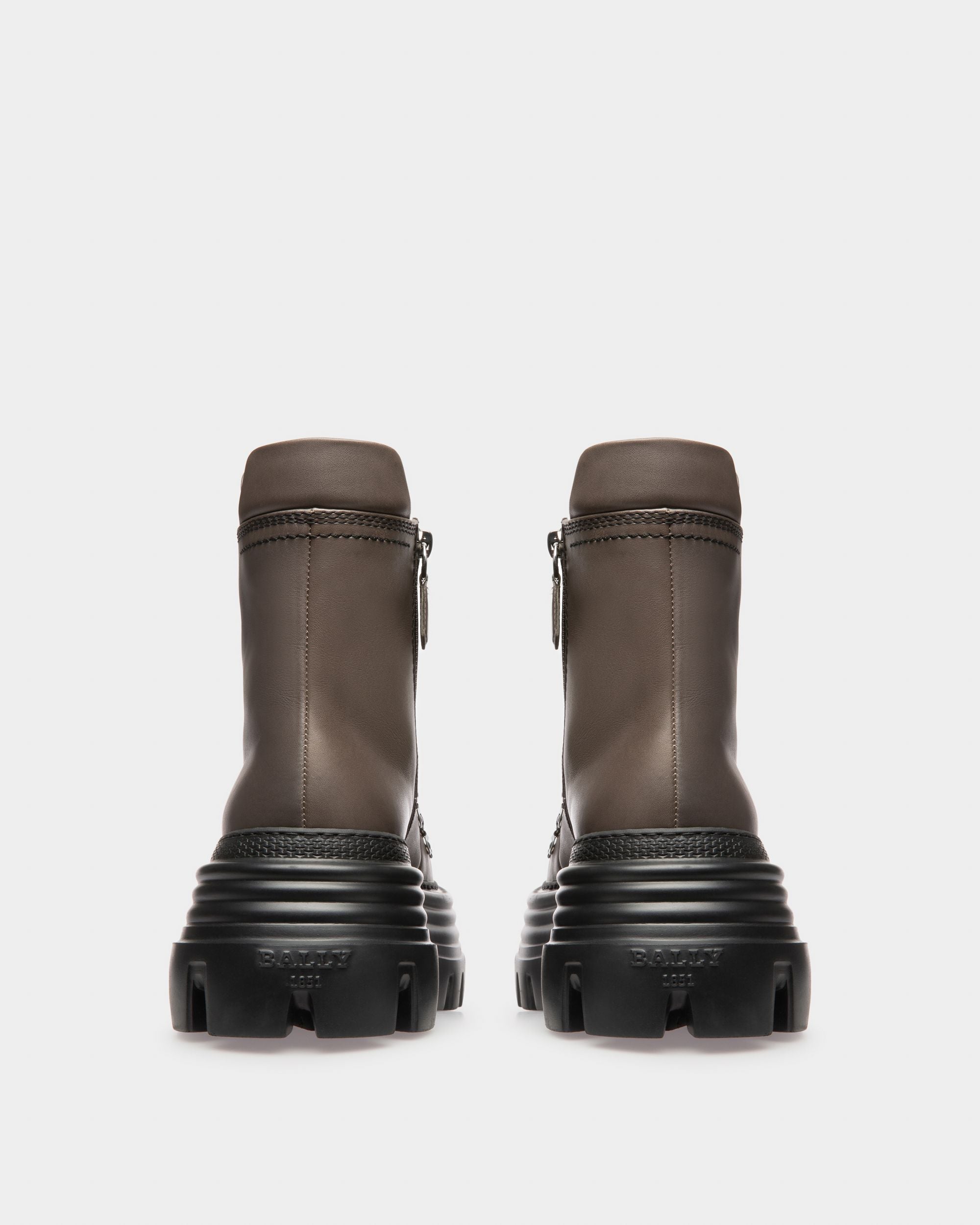 Graciella アーミーグリーン レザー ブーティー - 女性 - Bally - 04
