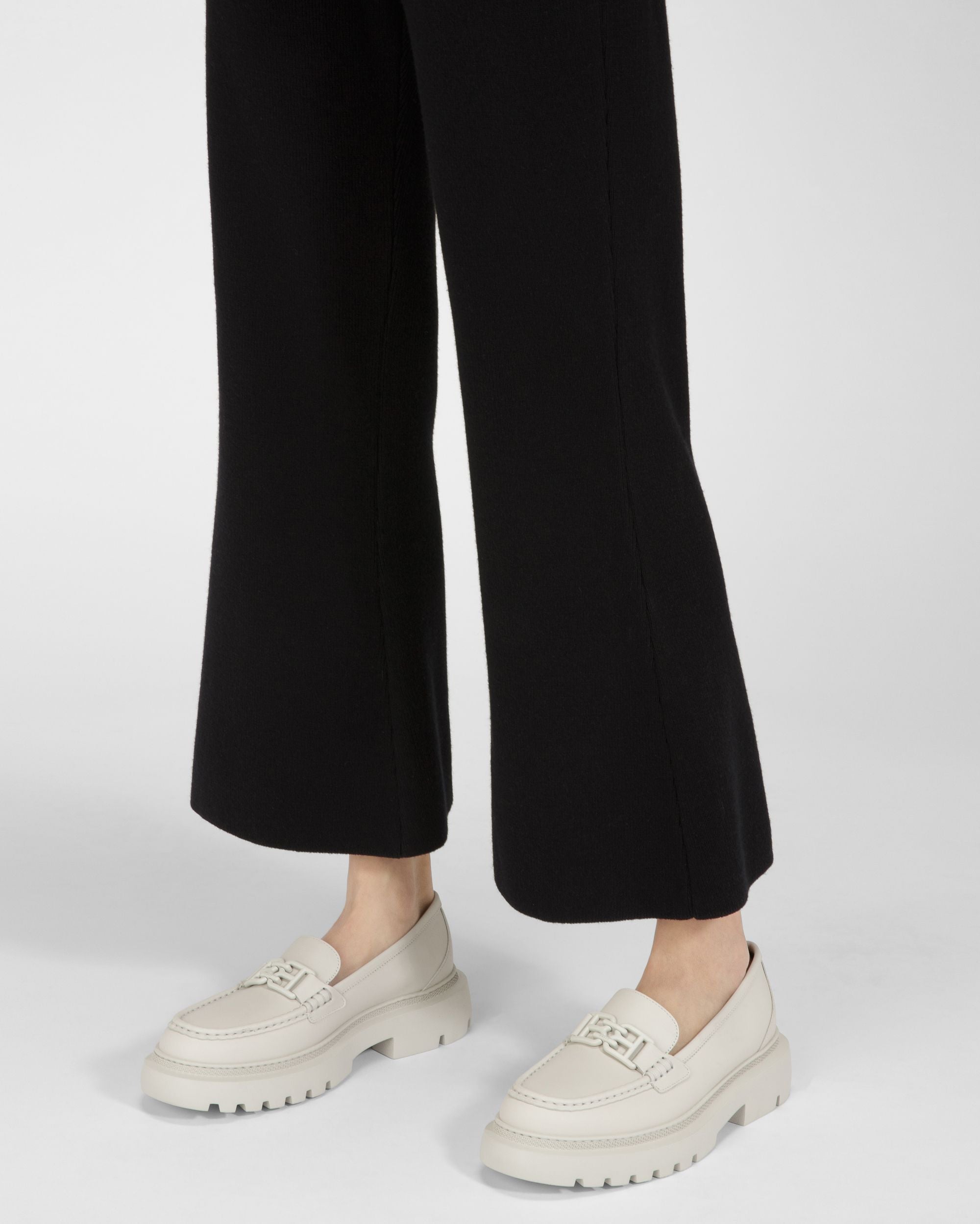 Gioia Flat ダスティホワイト レザー モカシン - 女性 - Bally - 07