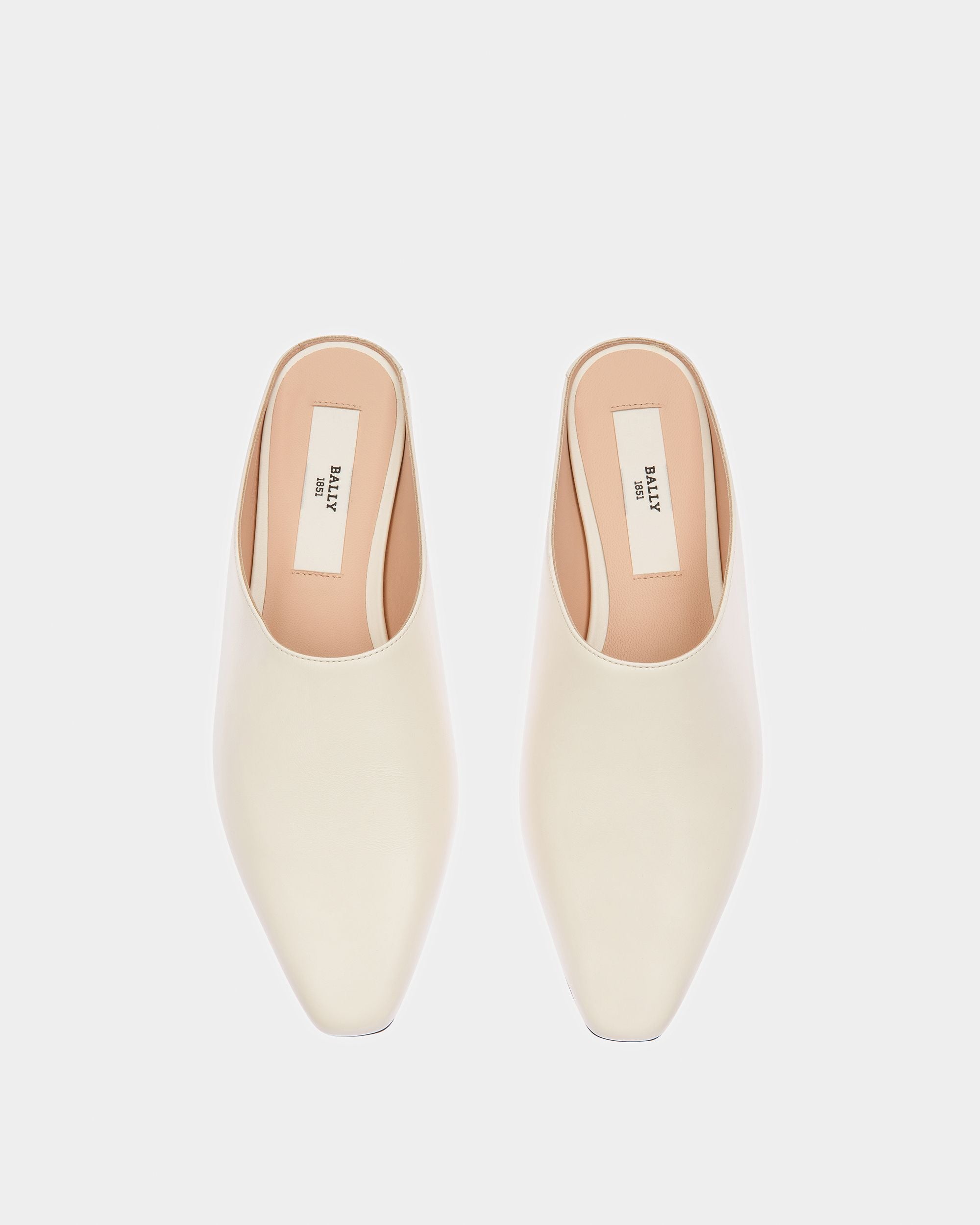 Nara ボーンホワイト レザー フラット パンプス - 女性 - Bally - 02