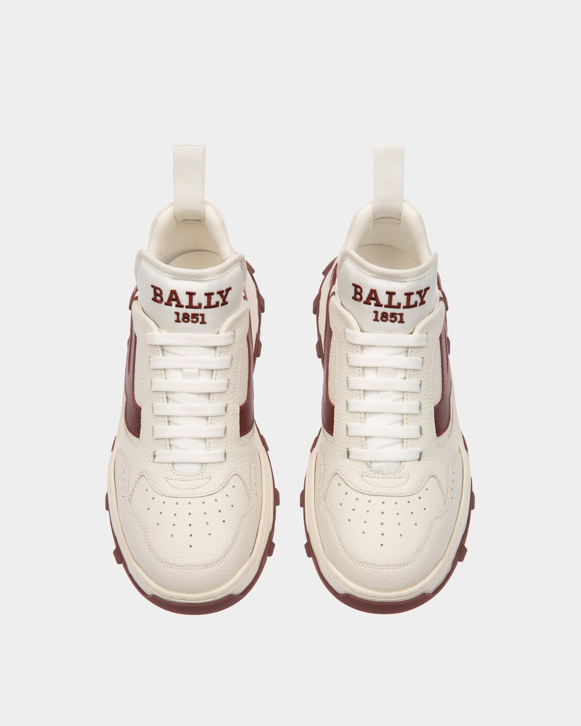Holden ホワイト＆ヘリテージレッド レザー＆ファブリック スニーカー - 女性 - Bally - 02
