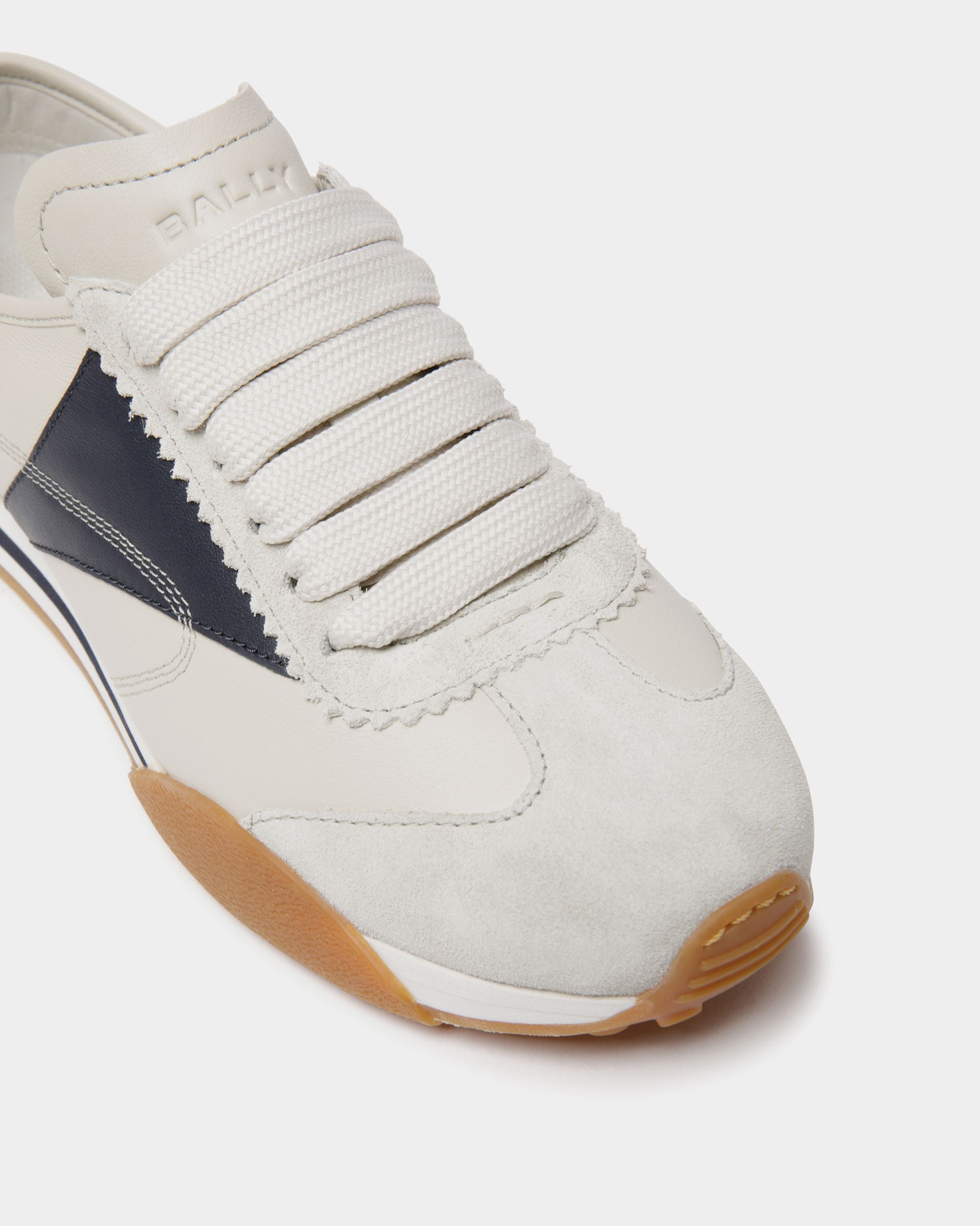 Sussex ホワイト＆ネイビーレザースニーカー - 女性 - Bally - 04