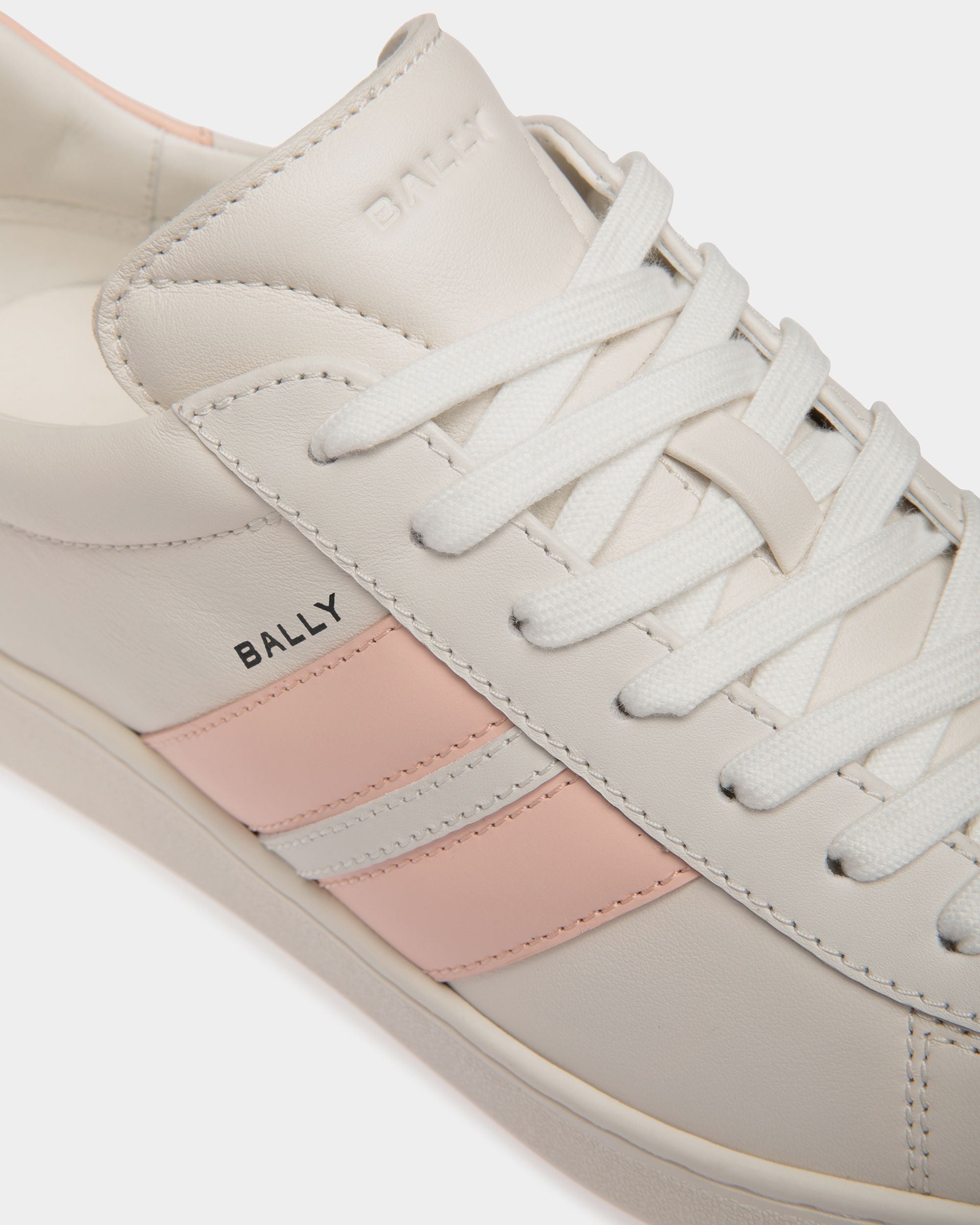 Tennis スニーカー ホワイト＆Baby Pink レザー - 女性 - Bally - 06