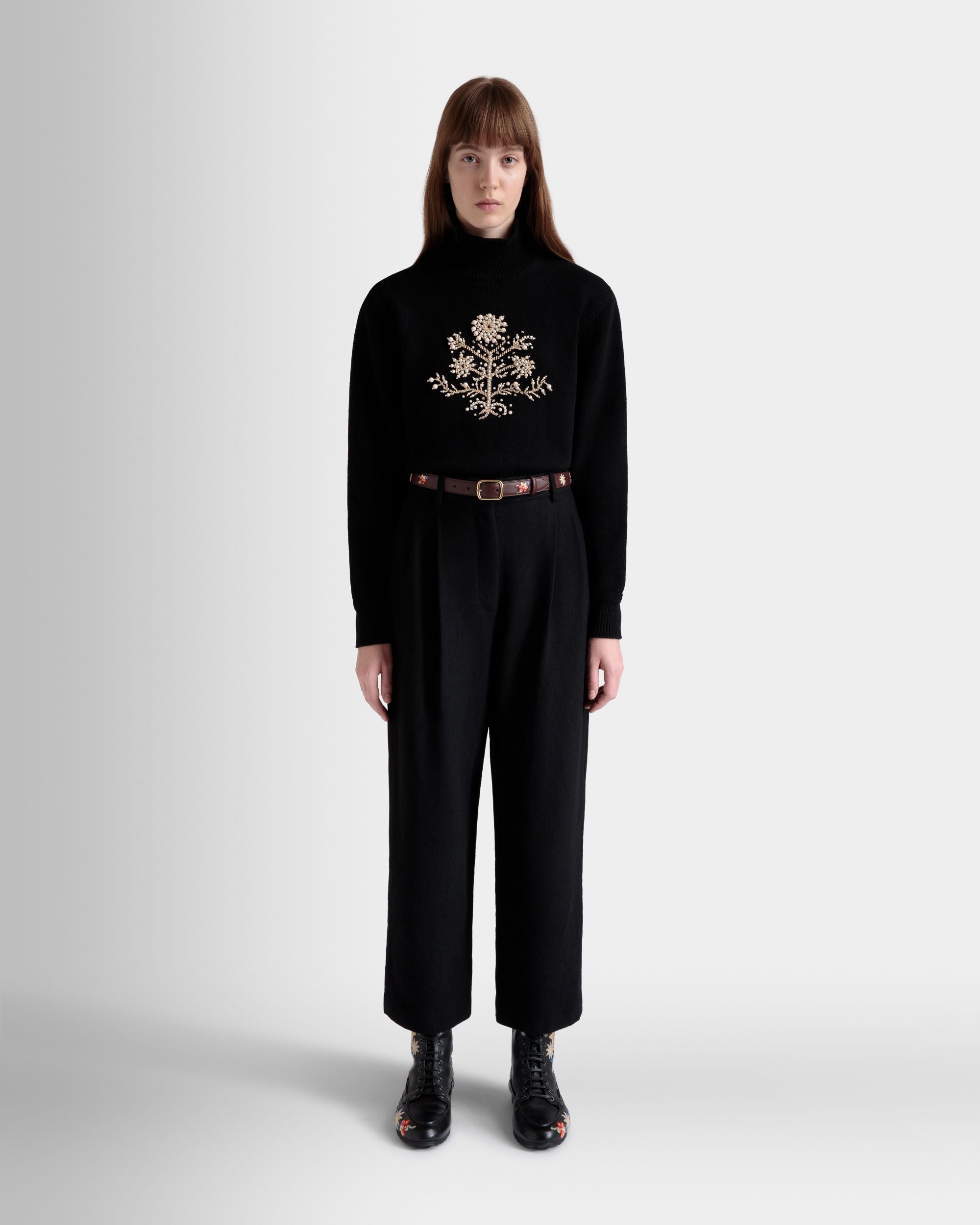 Winter Capsule タートルネック セーター ヘリテージフラワー ブラック ウール - 女性 - Bally - 02