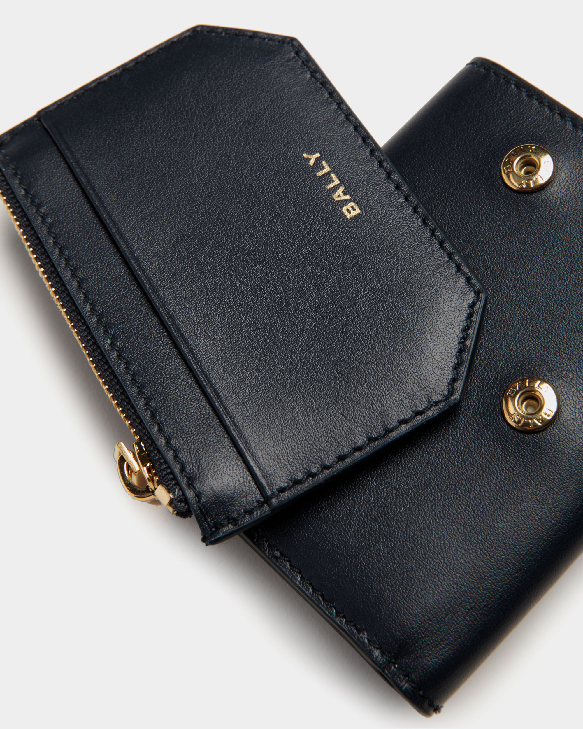 Emblem ウォレット Navy Blue レザー - 女性 - Bally - 04