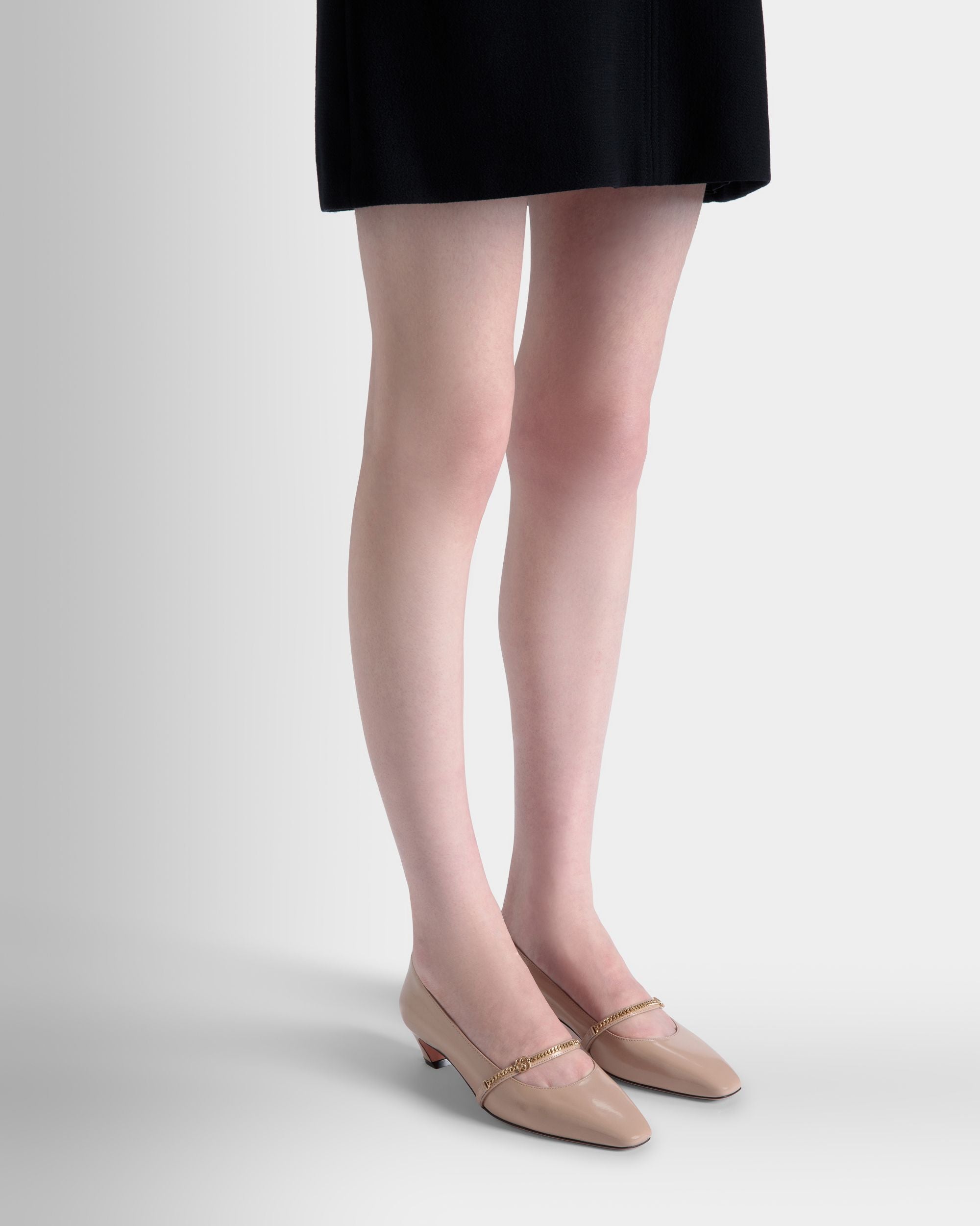 Sylt メリージェーンパンプス ライトベージュ ブラッシュドレザー - 女性 - Bally - 02