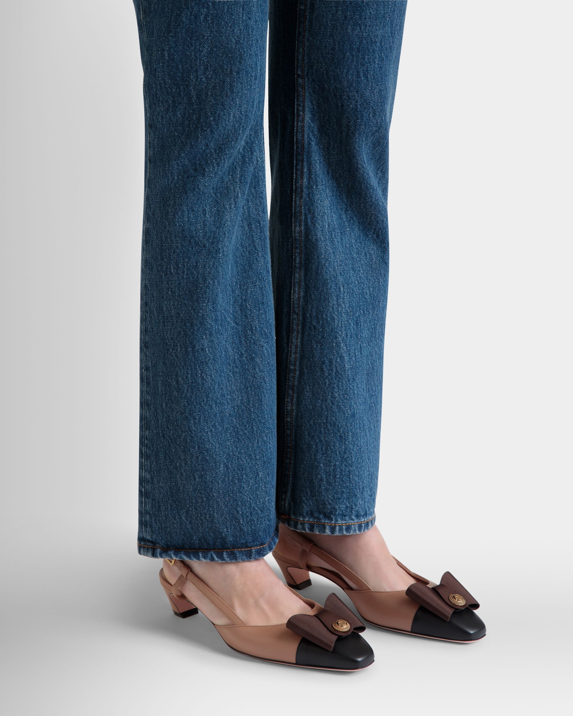 B-Bow スリングバックパンプス プラリネベージュ レザー - 女性 - Bally - 02